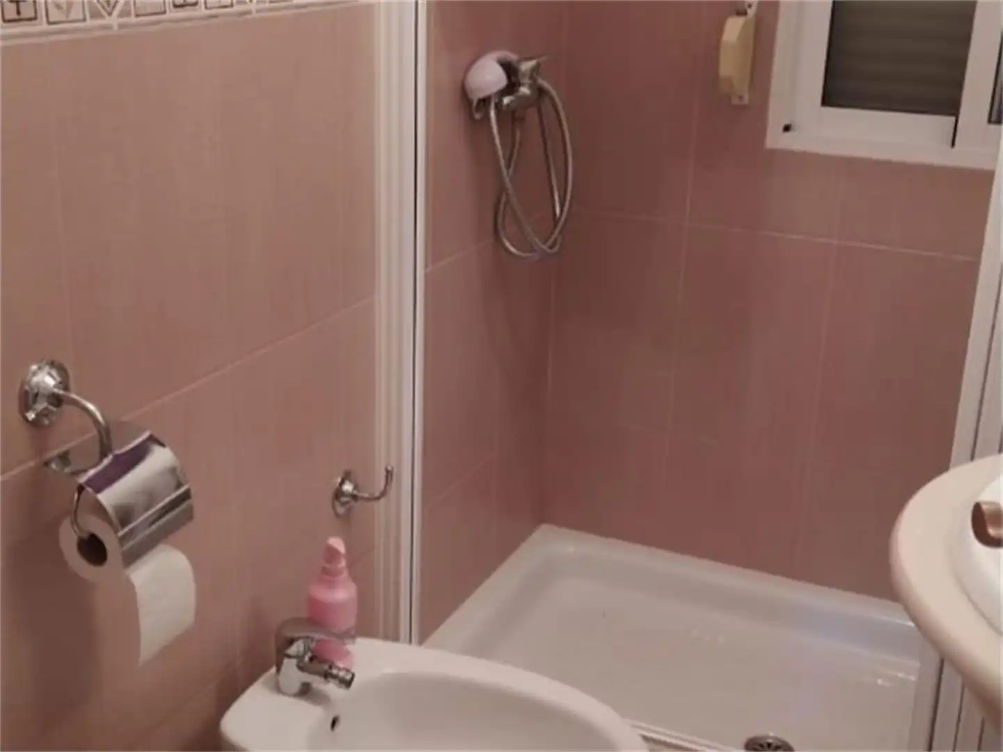 Detached homes for sale in Barrio Alto, Fargue