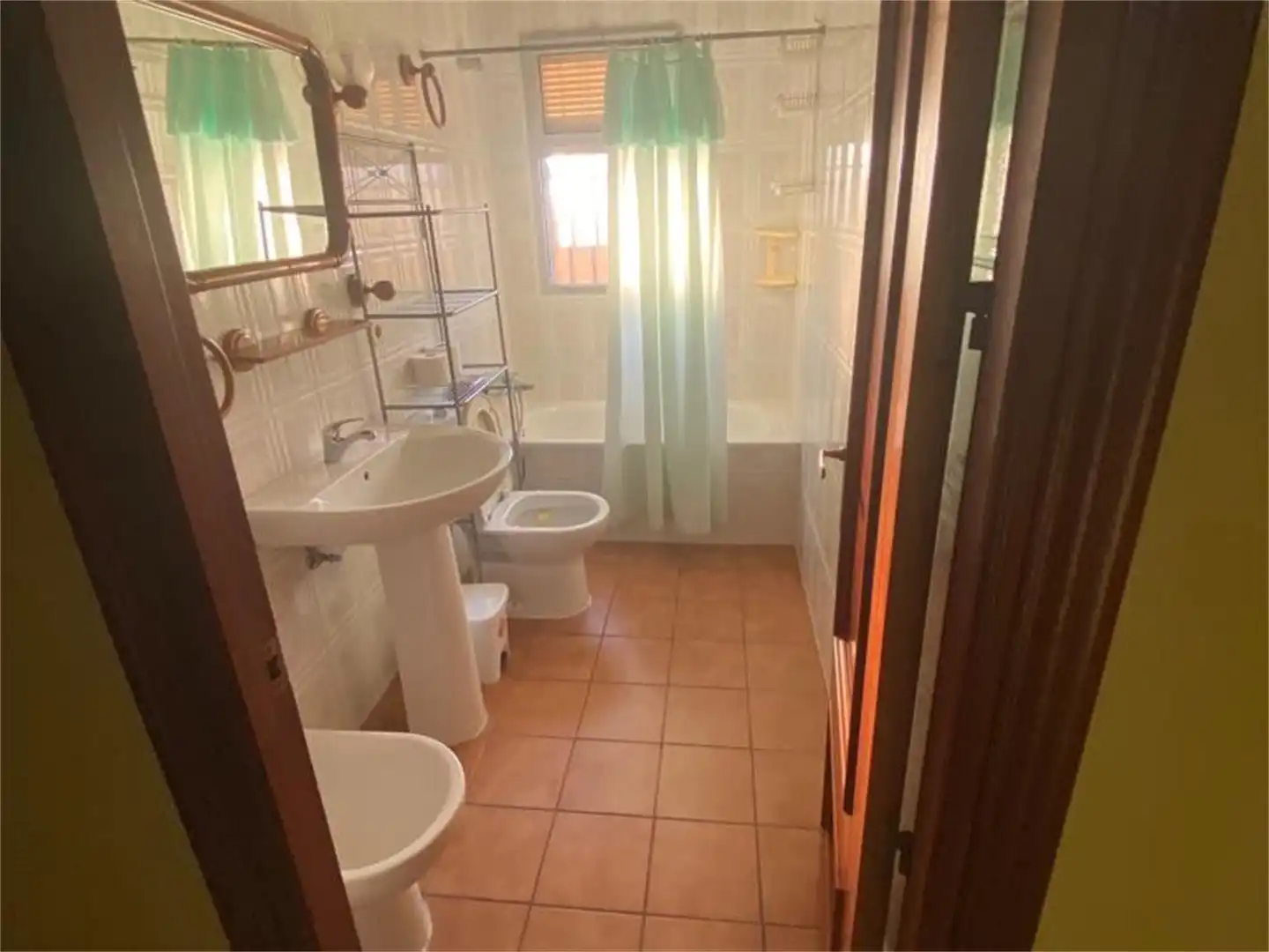 Casa o chalet en venta en Calle Chicuelo, 11, Morón de la Frontera Baño de Casa o chalet en venta en Morón de la Frontera con Aire acondicionado, Terraza y Piscina