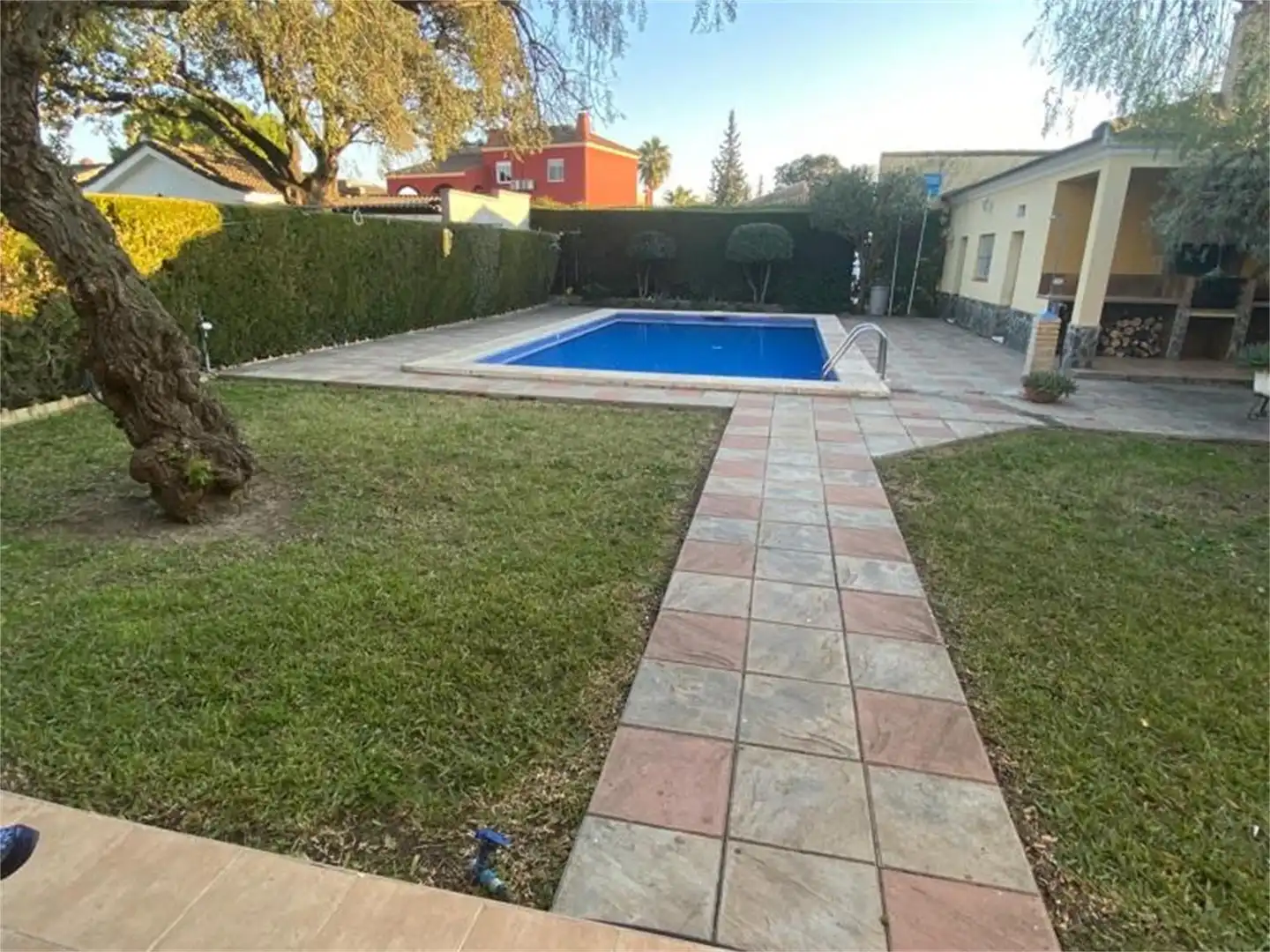 Casa o chalet en venta en Calle Chicuelo, 11, Morón de la Frontera Piscina de Casa o chalet en venta en Morón de la Frontera con Aire acondicionado, Terraza y Piscina