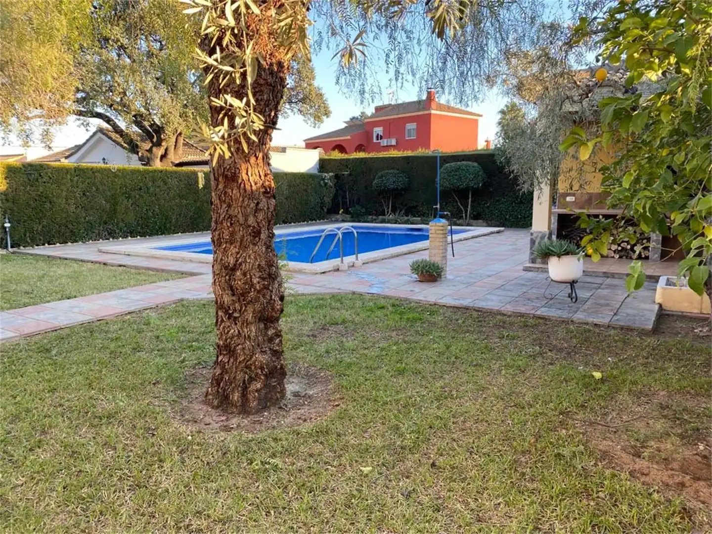 Casa o chalet en venta en Calle Chicuelo, 11, Morón de la Frontera Jardín de Casa o chalet en venta en Morón de la Frontera con Aire acondicionado, Terraza y Piscina