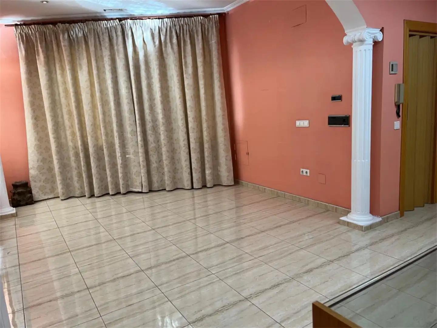 Local en venta en Calle Jabonerías, 5, Torrijos Local en venta en Torrijos con Aire acondicionado y Calefacción