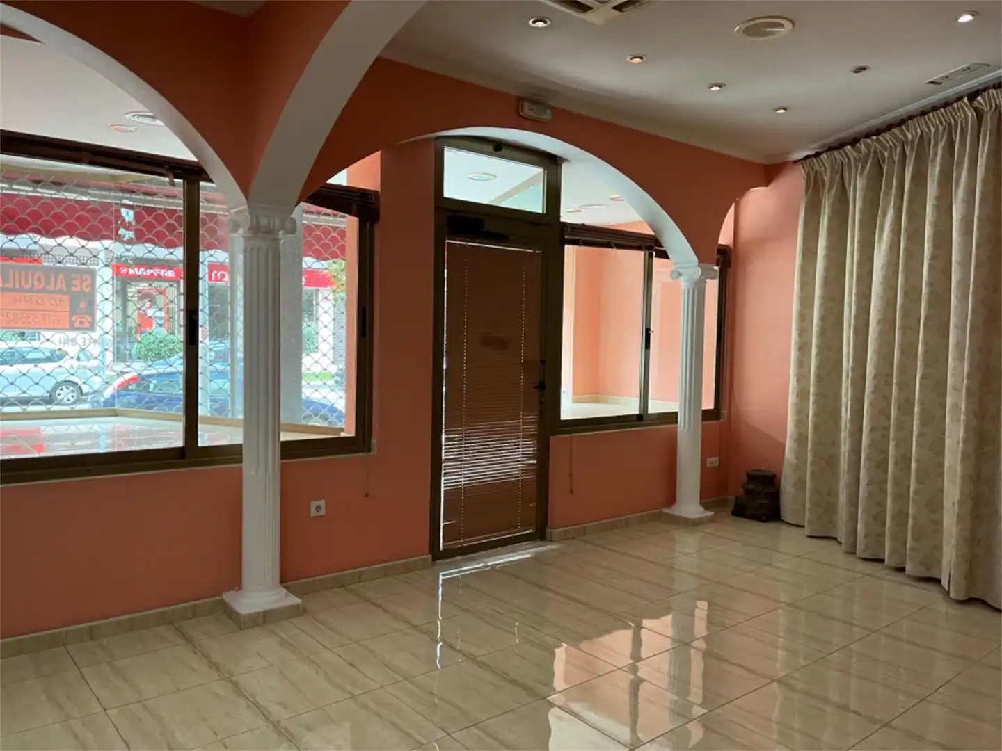 Local en venta en Calle Jabonerías, 5, Torrijos Local en venta en Torrijos con Aire acondicionado y Calefacción