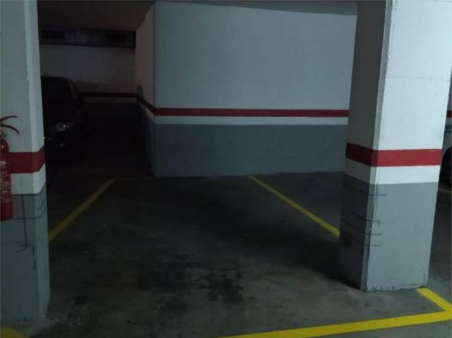 Garaje en Alquiler en Avinguda de Josep Tarradellas i Joan, 239 en Centre