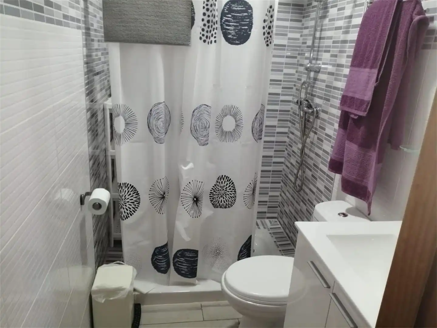 Casa o chalet de alquiler en Bornos Baño de Casa o chalet de alquiler en Bornos con Aire acondicionado, Calefacción y Jardín privado