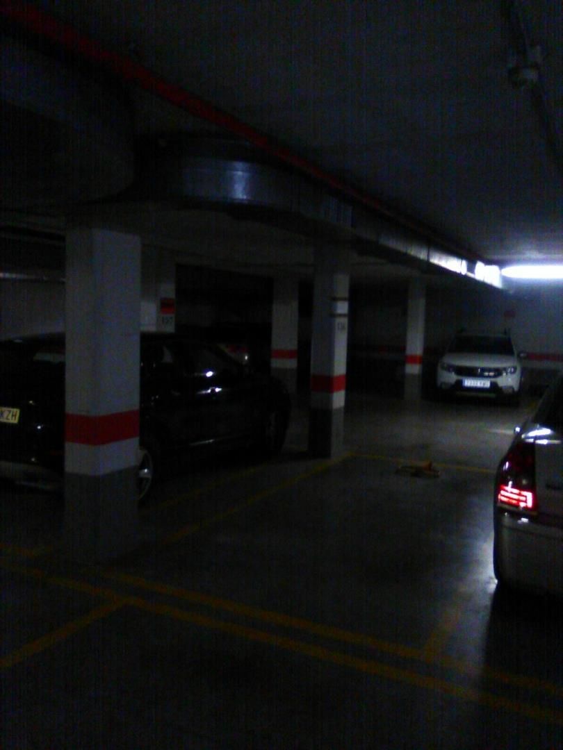 Garatge de lloguer a Avenida Imperio Argentina, 7, Martín Carpena - Torre del Río Aparcament de Garatge de lloguer en Málaga Capital