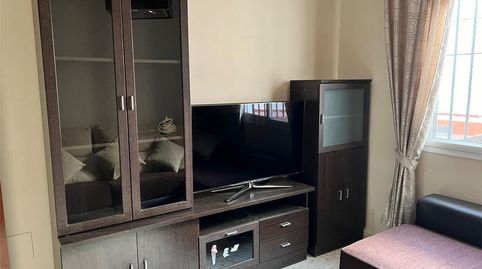 Foto 5 de Casa adosada en venta en Calle Blas Infante, 64, Brenes, Sevilla