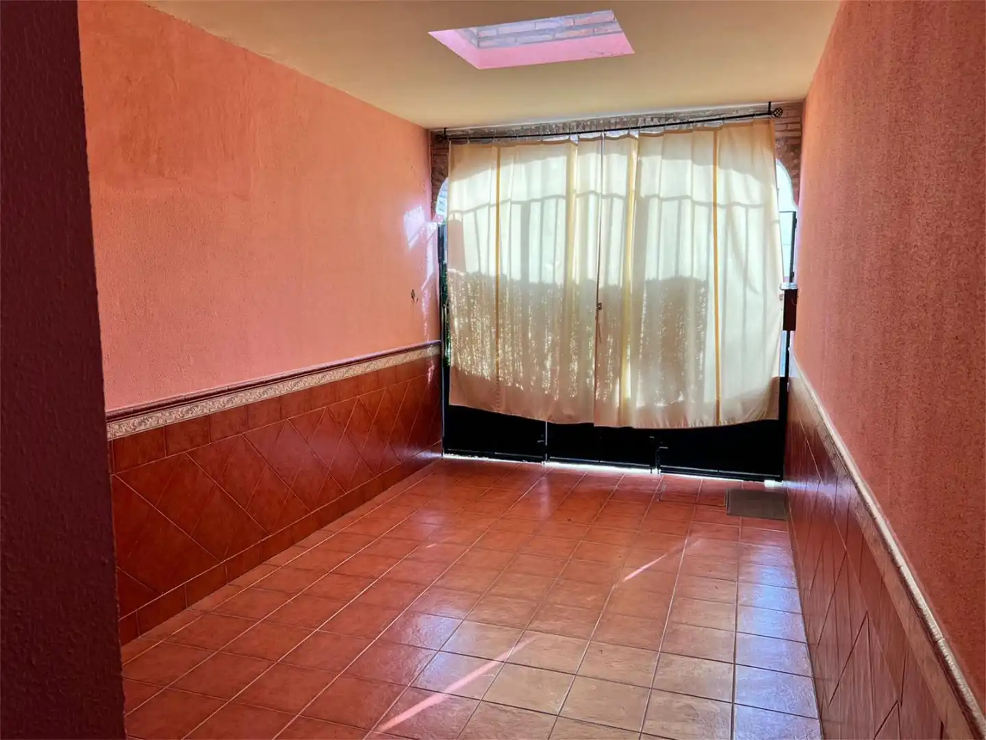 Casa adosada en venda a Calle Blas Infante, 64, Brenes Casa adosada en venda en Brenes amb Aire condicionat i Terrassa