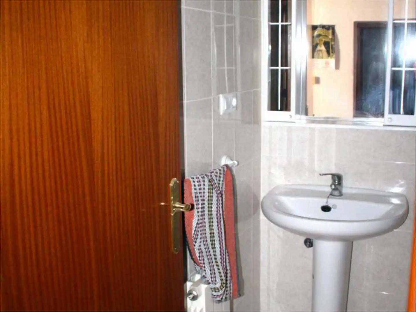 Piso en venta en Calle D. Valdelomar, 31, Membrilla Baño de Piso en venta en Membrilla con Calefacción y Trastero