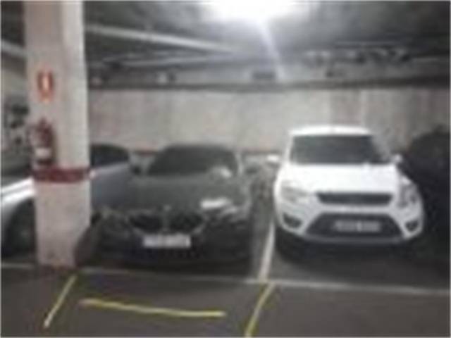 Garaje en Venta en Plaça de la Llibertat en Vila de Gràcia