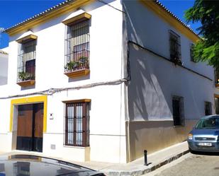 Vista exterior de Casa o xalet en venda en Osuna amb Aire condicionat i Balcó