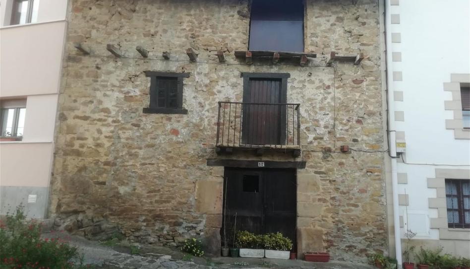 Foto 1 de Casa adosada en venda a Calle San Roque, 10, Legutio, Araba - Álava