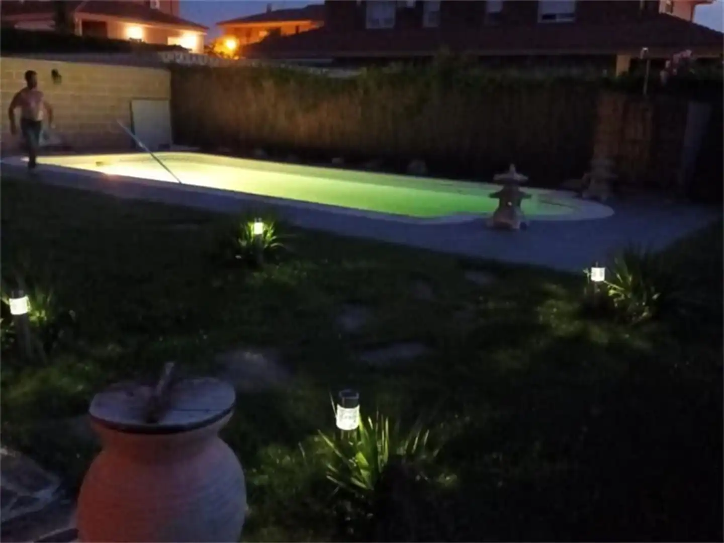 Piscina de Casa o xalet en venda en Torres de la Alameda amb Aire condicionat, Calefacció i Jardí privat