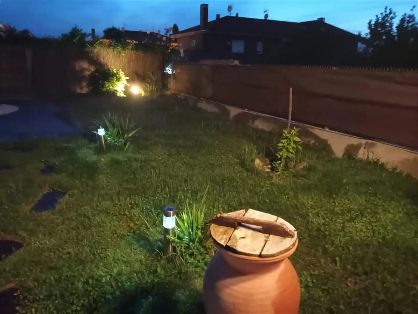 Jardí de Casa o xalet en venda en Torres de la Alameda amb Aire condicionat, Calefacció i Jardí privat