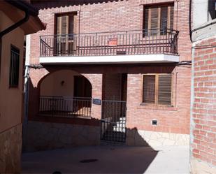 Vista exterior de Pis en venda en Foz-calanda amb Terrassa i Balcó