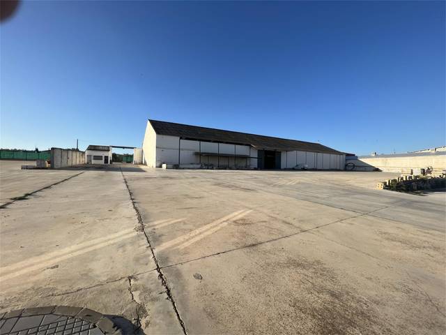 Nave industrial en Alquiler en MA-454, 41 en Sierra de Yeguas