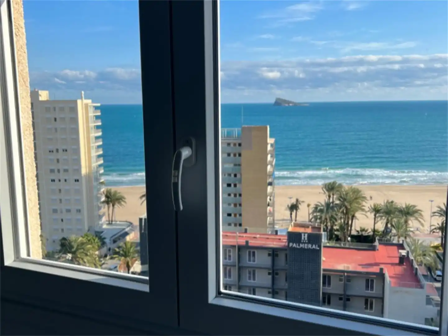 Flat for rent in Calle Santander, 10, Playa Poniente Bedroom of Flat for rent in Benidorm with Air Conditioner, Swimming Pool and Furnished