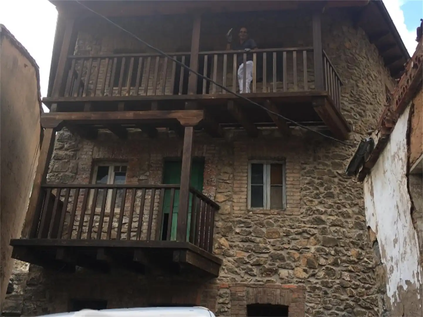 Casa o xalet en venda a Calle Cantón, La Pola de Gordón Terrassa de Casa o xalet en venda en La Pola de Gordón