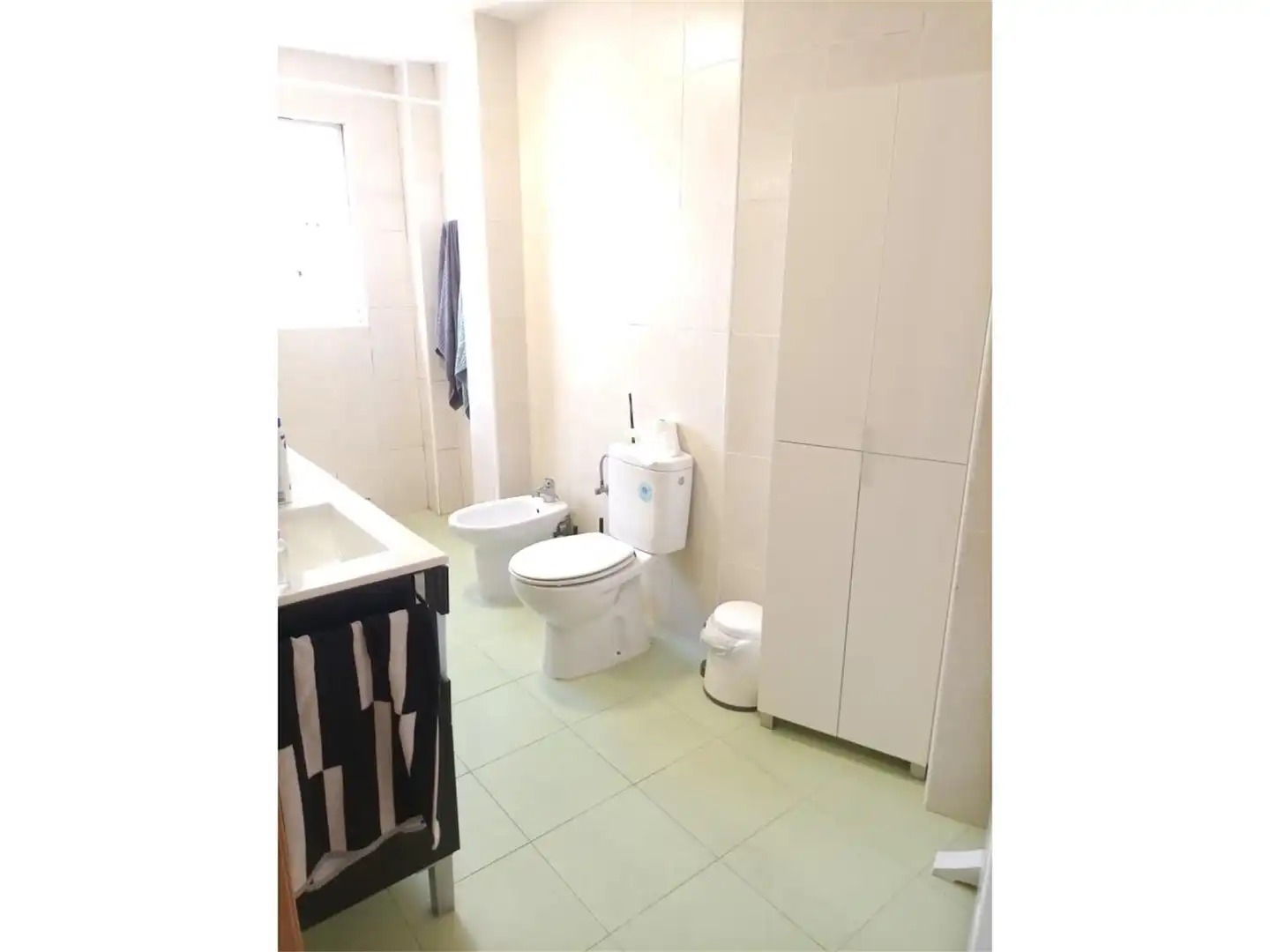Casa adosada en venta en L'Alqueria d'Asnar Baño de Casa adosada en venta en L'Alqueria d'Asnar con Calefacción y Parking comunitario