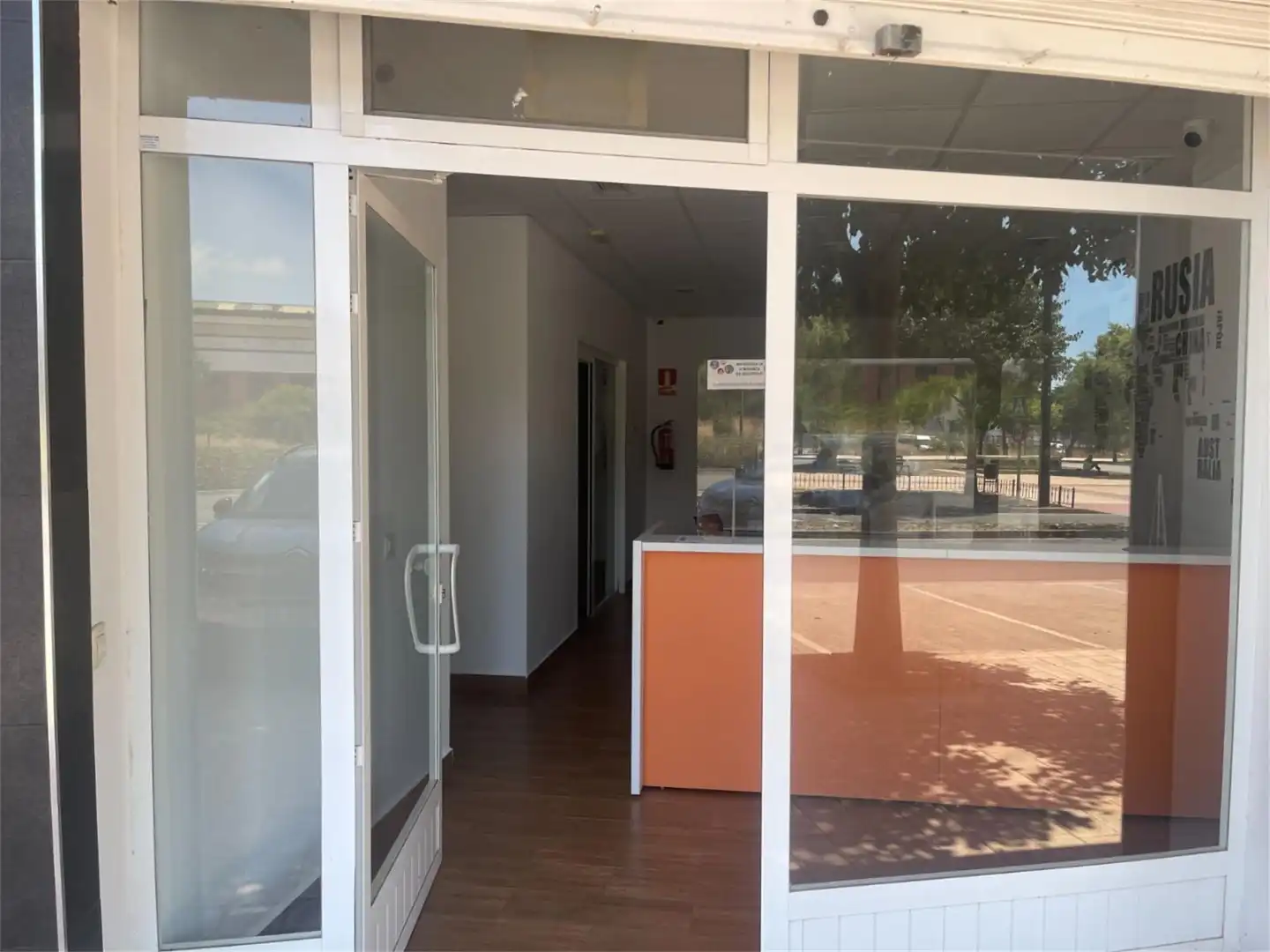 Flat for rent in Plaza Cella, Avenida de Abril - 9 de Octubre Flat for rent in Sagunto / Sagunt with Air Conditioner