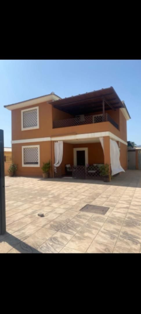 Exterior view of Single-family semi-detached for sale in  Córdoba Capital