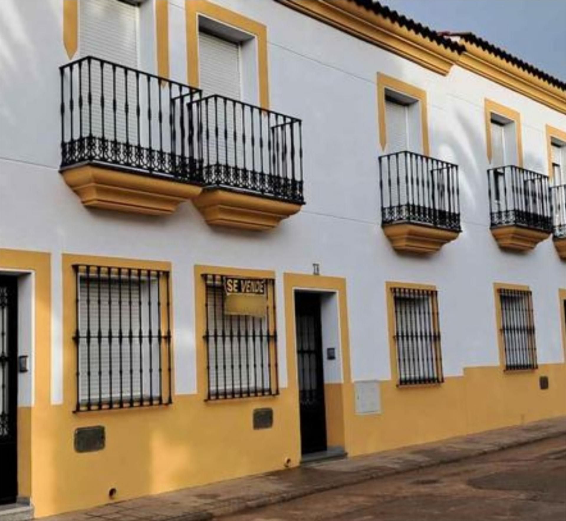 Exterior view of Planta baja for sale in Burguillos del Cerro  with Community parking