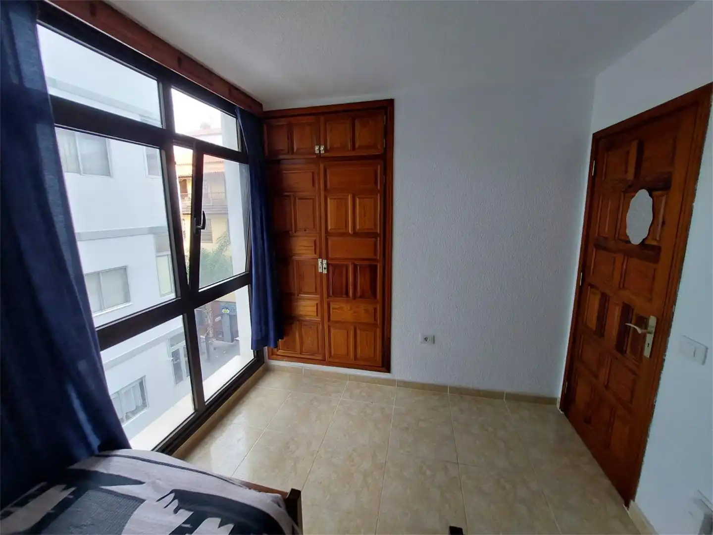 Room in Calle Casino, 3, Zona Martiánez Bedroom of Flat for share in Puerto de la Cruz with Furnished