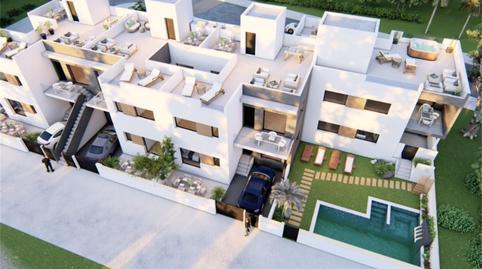 Casa adosada en venda a Pilar de la Horadada ciudad, Alicante - imatge 3 Foto 3 de Casa adosada en venda a Pilar de la Horadada ciudad, Alicante