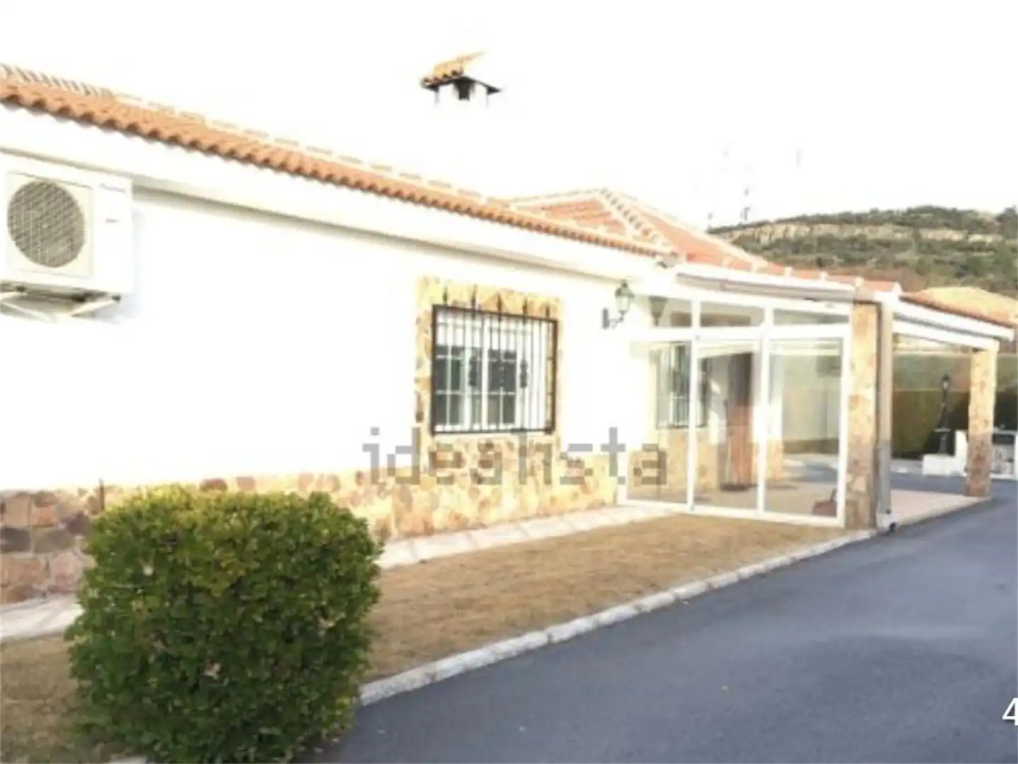 Casa o chalet en venta en Carreterín de la Atalaya, 4, Puerta de Toledo - Atalaya Vista exterior de Casa o chalet en venta en Ciudad Real Capital con Aire acondicionado, Terraza y Piscina