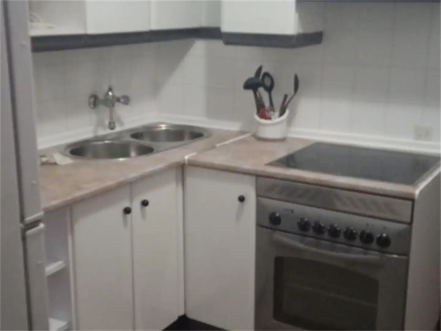 Kitchen of Flat for sale in Talavera de la Reina  with Air Conditioner, Terrace and Furnished