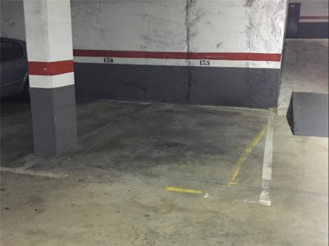 Garaje en Alquiler en Carrer de Galileu, 180 en Barri de les Corts