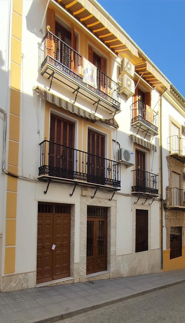 Vista exterior de Pis en venda en Aguilar de la Frontera amb Aire condicionat, Calefacció i Terrassa