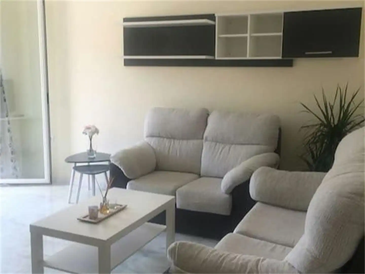 Wohnung zum Verkauf in Calle Nogal, 4, Vélez de Benaudalla Wohnzimmer von Wohnung zum Verkauf in Vélez de Benaudalla mit Terrasse