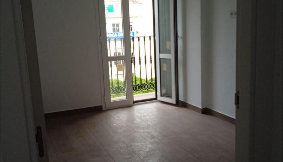 Piso en venta en Paseo Marítimo Alcalde Rafael Ginel, 12, San Lorenzo, Melilla - imagen 1 Foto 1 de Piso en venta en Paseo Marítimo Alcalde Rafael Ginel, 12, San Lorenzo, Melilla