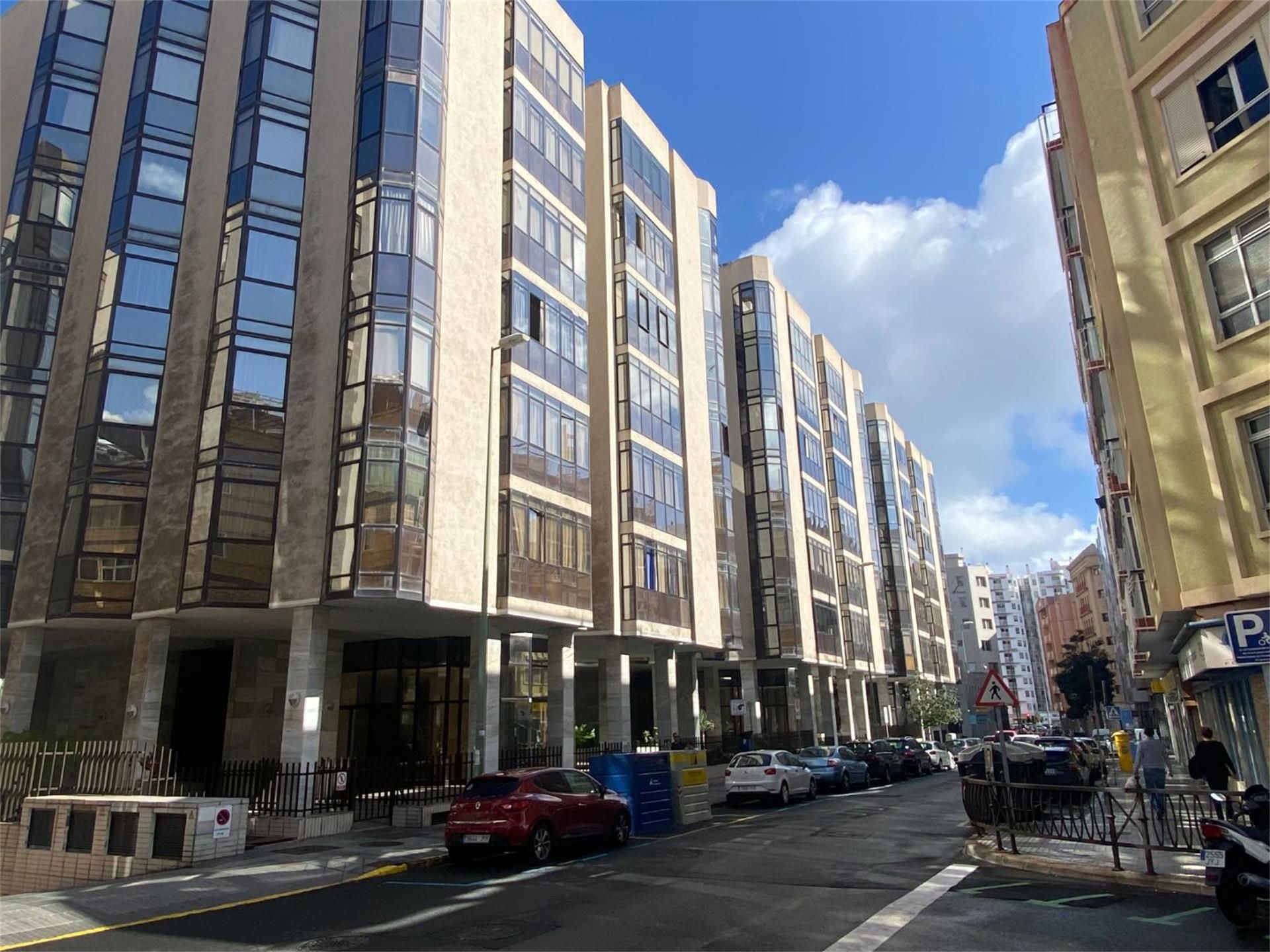 Exterior view of Flat for sale in Las Palmas de Gran Canaria  with Storage room, Community parking and Video intercom