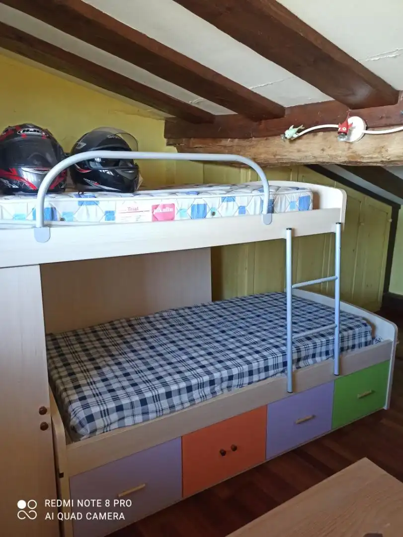 Wohnung zum Verkauf in Aldea Arrabal, 1, Parroquias surorientales Schlafzimmer von Wohnung zum Verkauf in Villaviciosa mit Heizung, Privatgarten und Parkett
