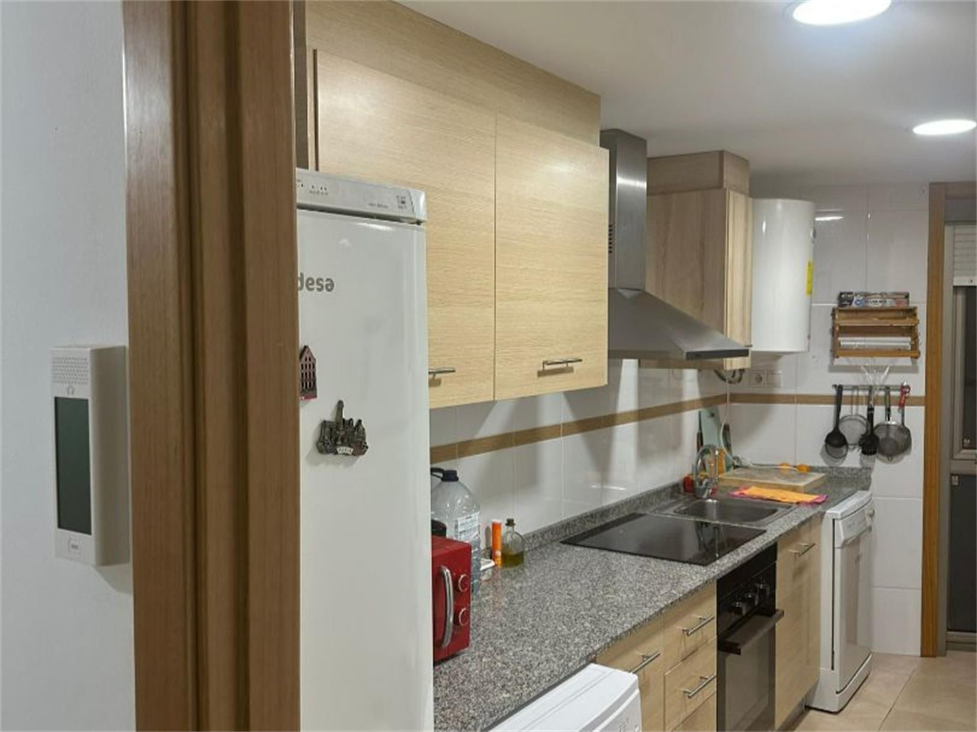 Kitchen of Flat for sale in Oropesa del Mar / Orpesa  with Air Conditioner, Terrace and Swimming Pool