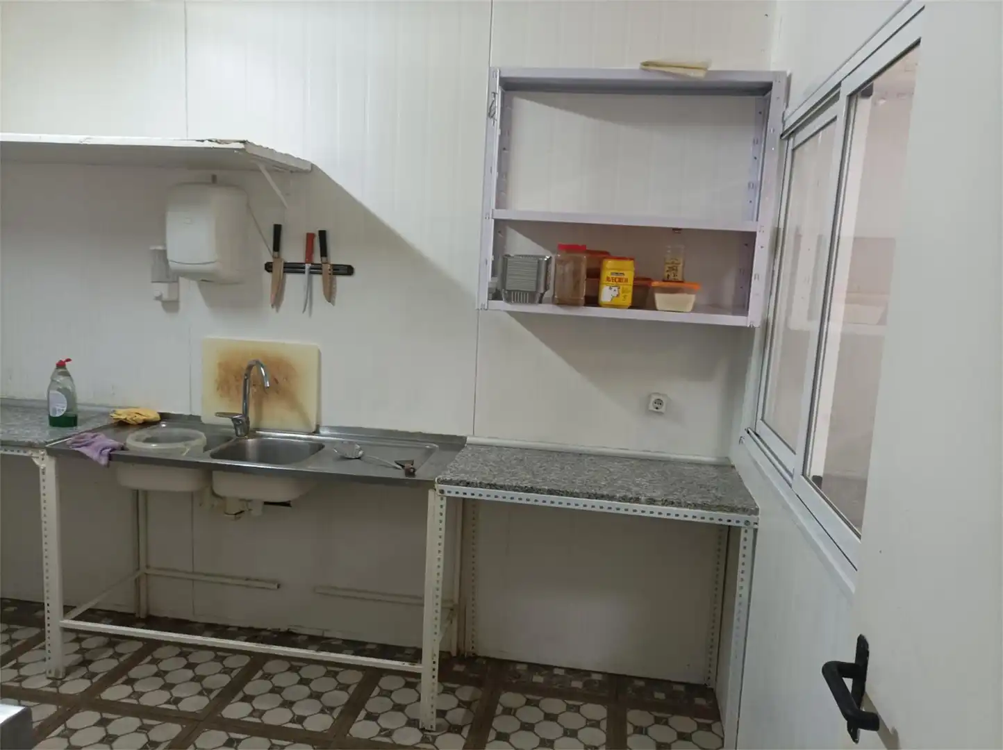 Küche von Fabrikhallen zur Miete in Villa del Río