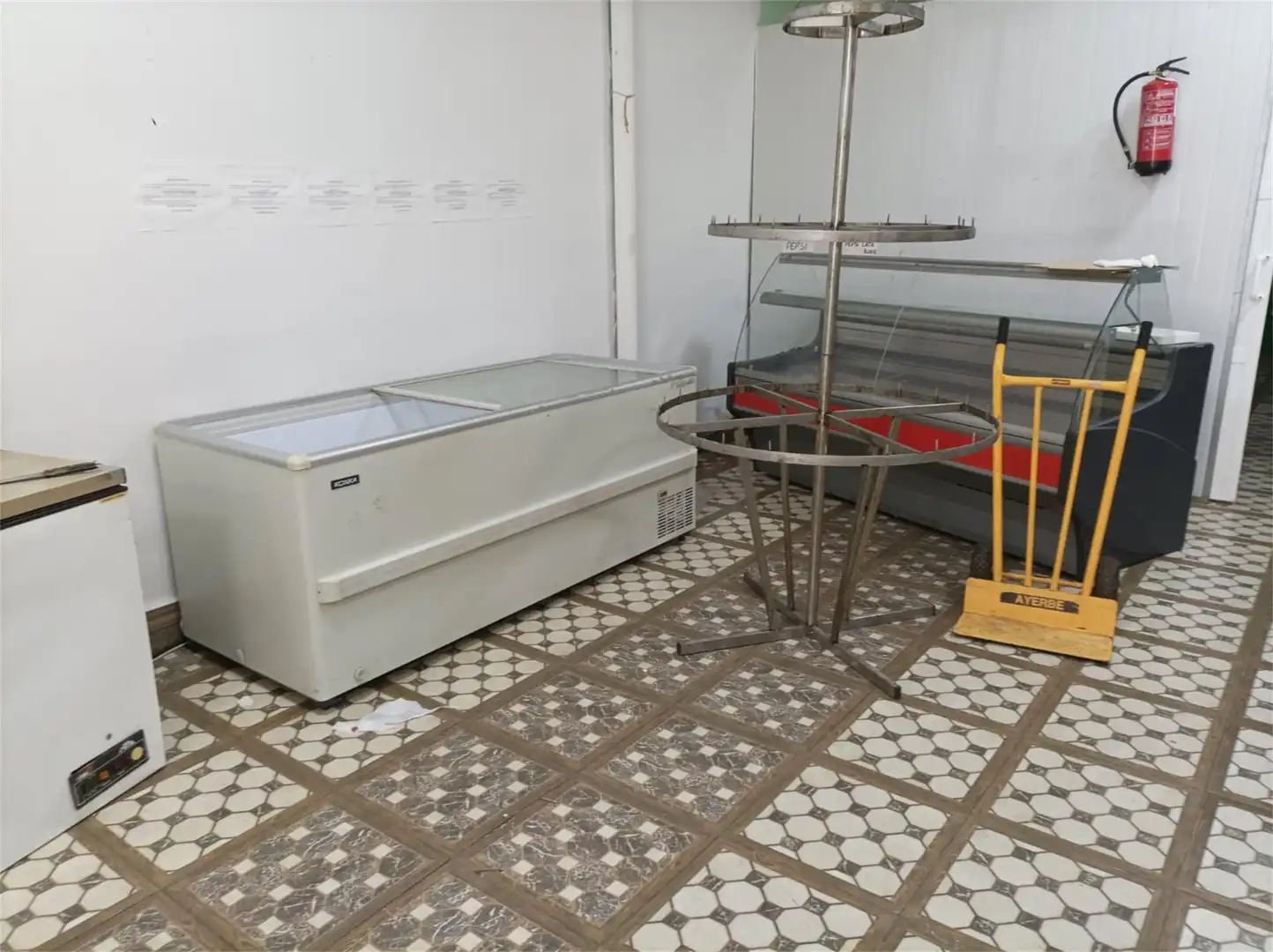 Fabrikhallen zur Miete in Villa del Río