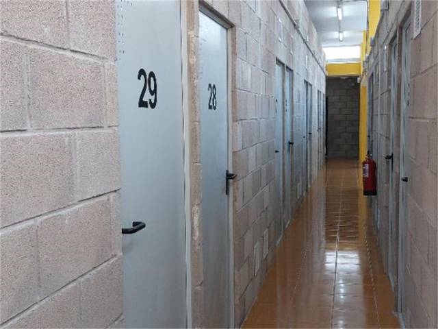 Local comercial en Alquiler en Calle de los Pirineos, 5 en Universidad