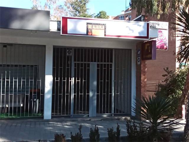 Local comercial en Alquiler en Avenida del Veinticinco de Septiembre, 10 en Salvador