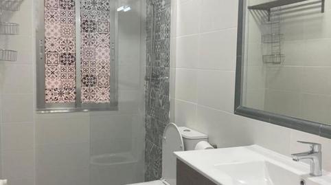 Photo 4 of Flat to share in Calle Dos de Mayo, 20, Casco Antiguo, Madrid