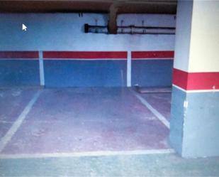 Garage to rent in  Logroño