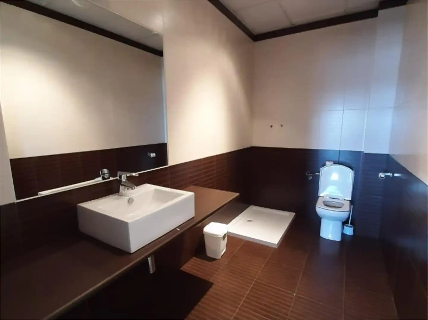 Oficina en venta en Calle Dublín, 7, Europolis Baño de Oficina en venta en Las Rozas de Madrid