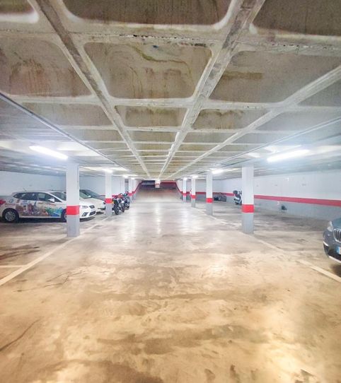 Foto 2 de Garaje en venta en Avinguda de la Condomina, 38, Cabo de las Huertas, Alicante / Alacant