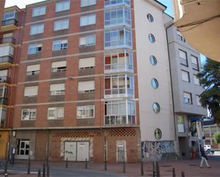 Vista exterior de Planta baixa en venda en Ponferrada