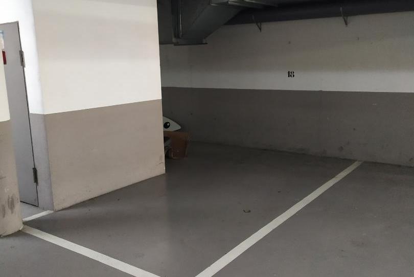 Foto 1 de Garatge en venda a Passeig de la Riera, 49b, El Balís, Barcelona