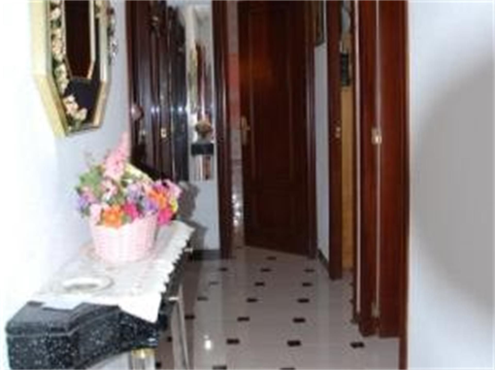 Flat for sale in Sarrión  with Air Conditioner, Heating and Furnished