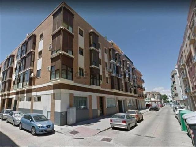 Garaje en Alquiler en Calle Bollullos del Condado, 7 en Molino de la Vega