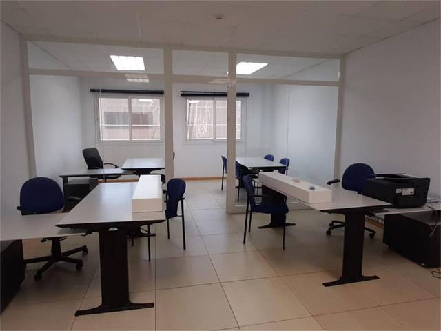 Oficina en Alquiler en Avenida de Emilio Lemos, nº 2 en Colores -  Entreparques