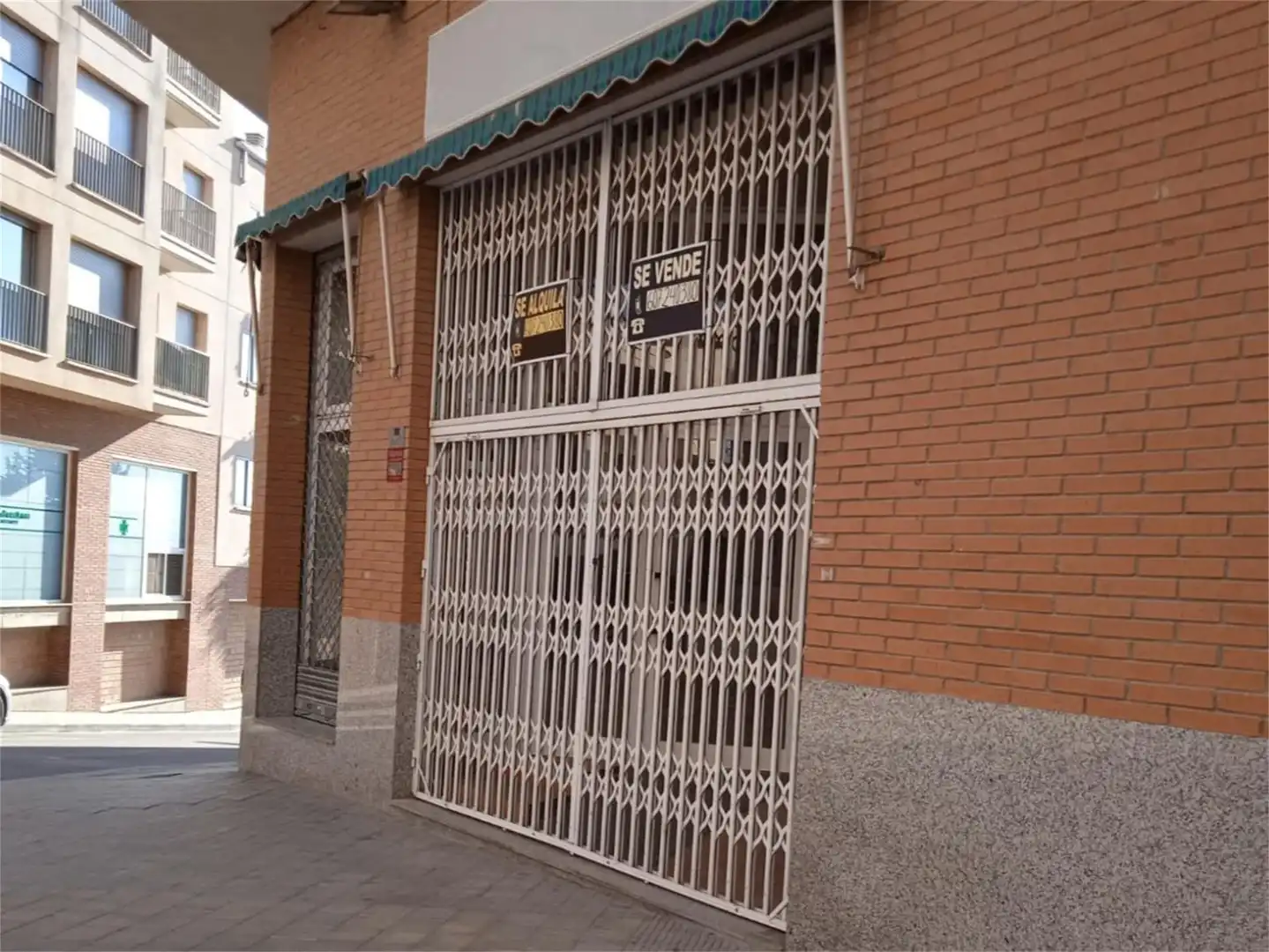 Local de lloguer a Carrer Barcelona, 8, Constantí Vista exterior de Local de lloguer en Constantí amb Aire condicionat